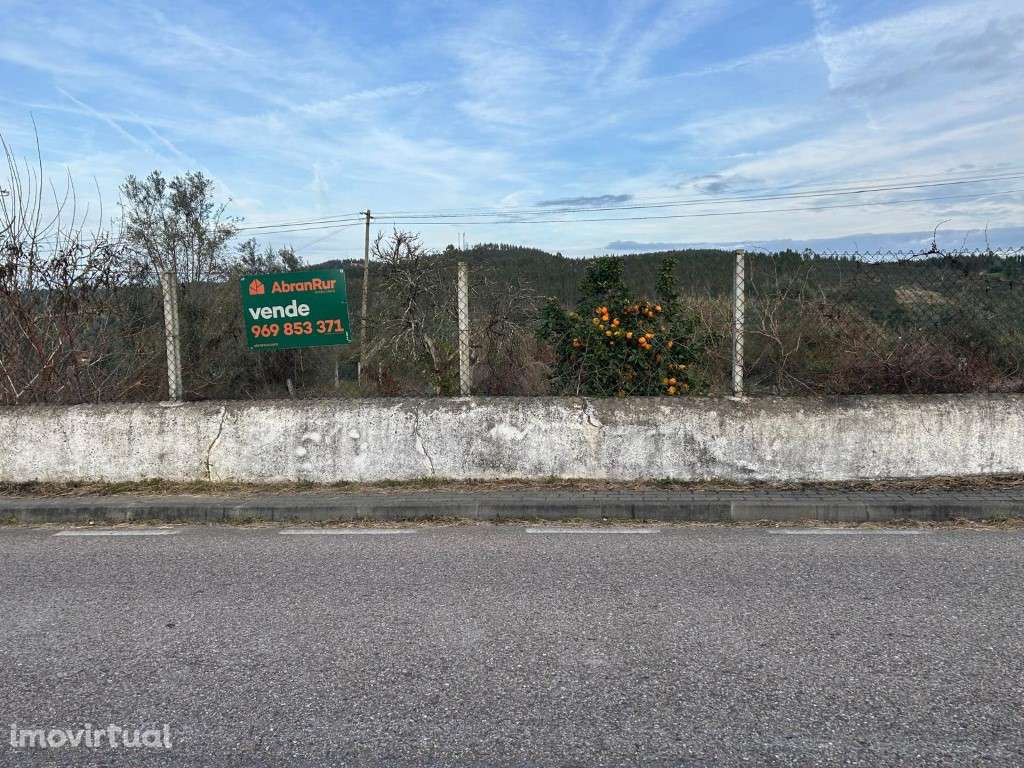 Terreno urbano - Grande imagem: 2/12