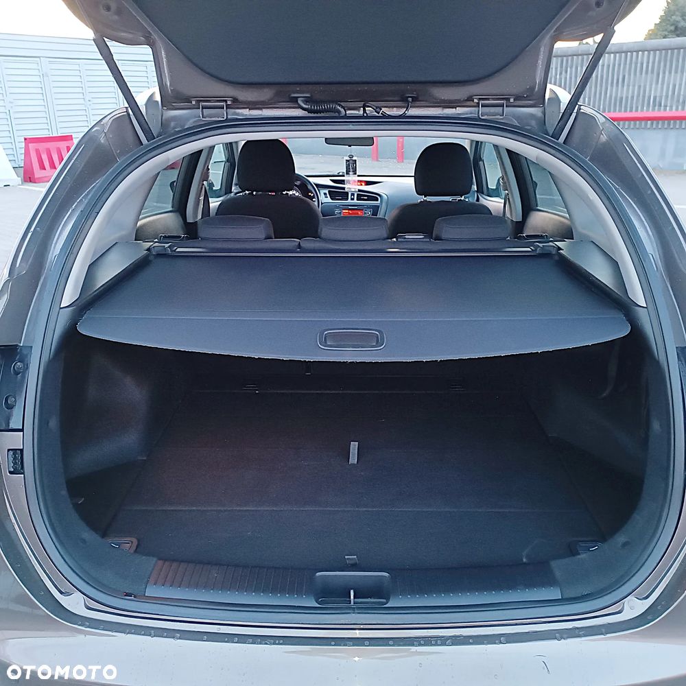 Kia Ceed 1.4 CVVT Attract - 12