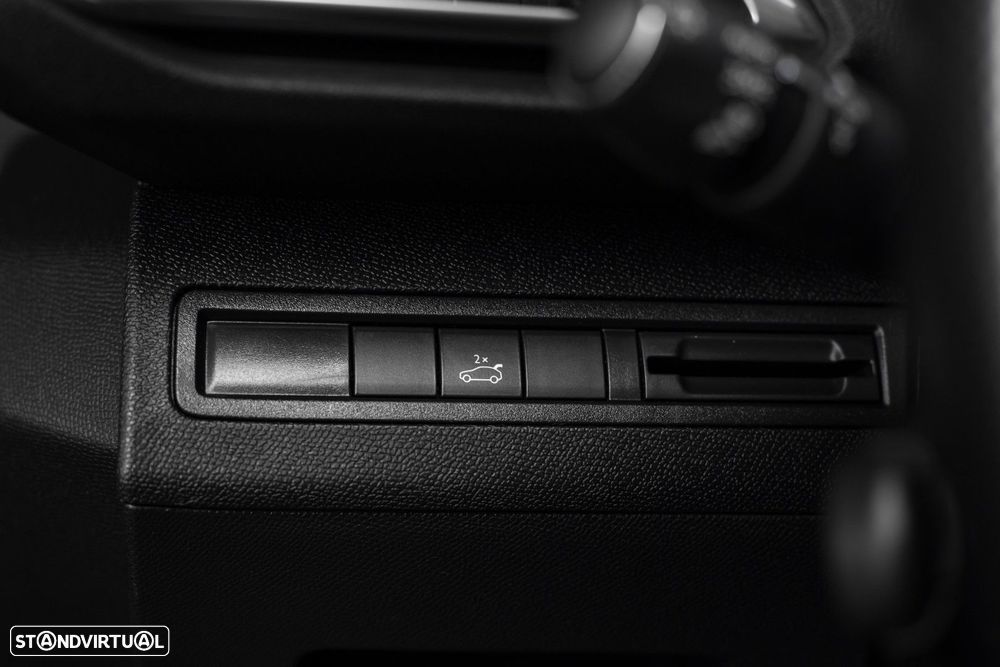 Peugeot 3008 1.5 BlueHDi GT Line EAT8 - 41