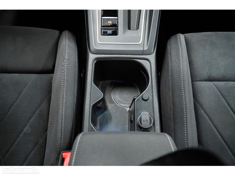 VW Golf - 35