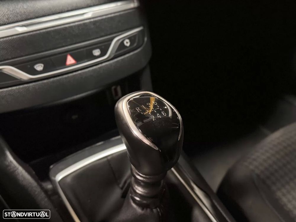 Peugeot 308 SW - 18