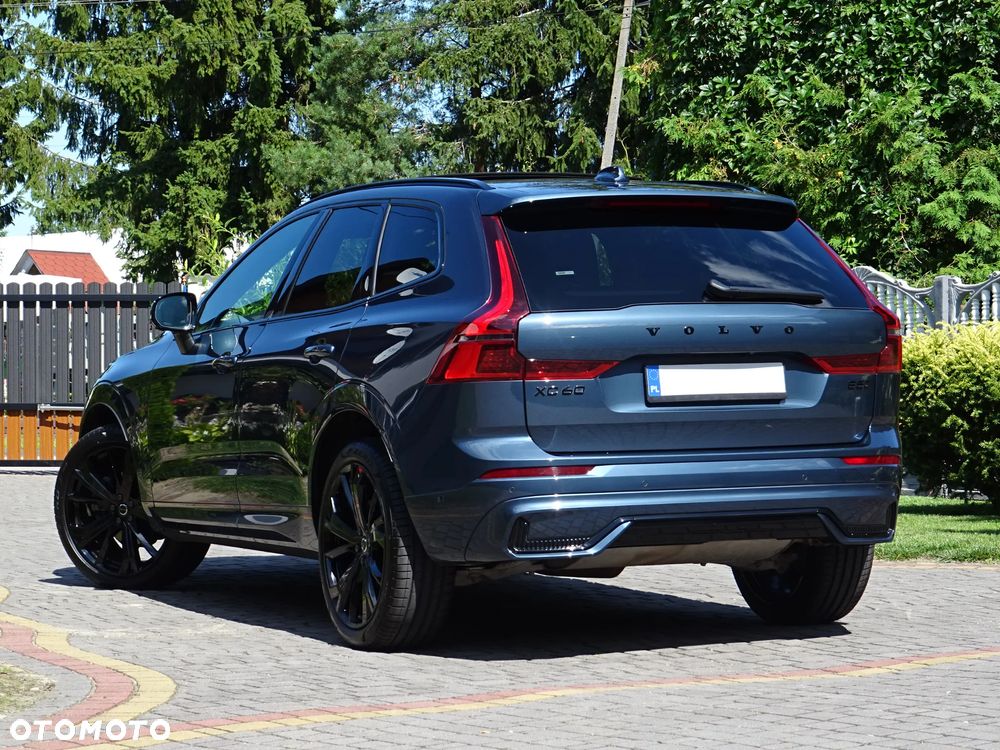 Volvo XC 60 B5 B AWD Plus Black Edition - 9