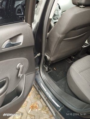 Opel Astra - 10
