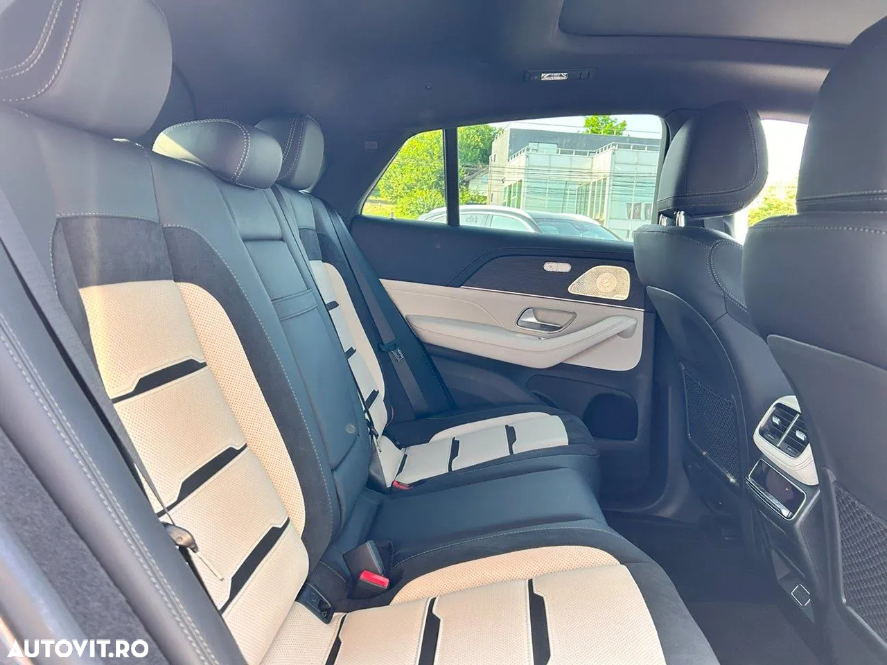 Mercedes-Benz GLE AMG 53 MHEV 4MATIC+ - 11