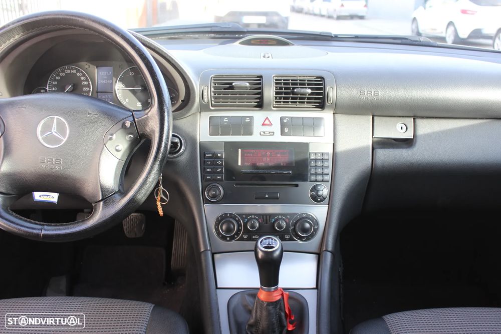 Mercedes-Benz C 220 CDi Avantgarde - 12