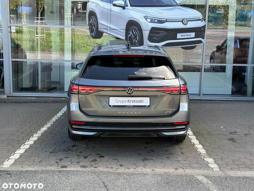 Volkswagen Passat Variant 1.5 TSI ACT mHEV Elegance DSG - 6