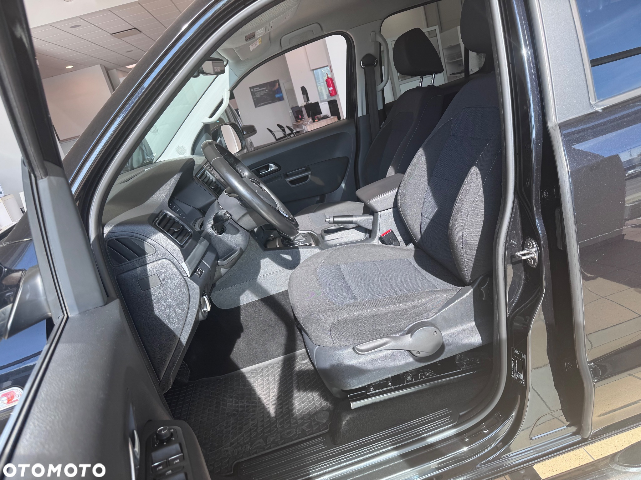 Volkswagen Amarok 3.0 V6 TDI 4Mot Highline - 15