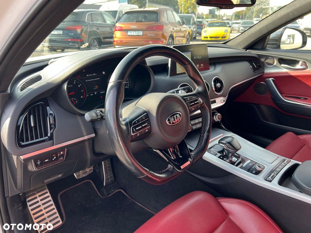 Kia Stinger 3.3 T-GDI V6 GT AWD - 9