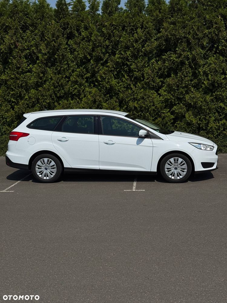 Ford Focus 1.0 EcoBoost Active - 6