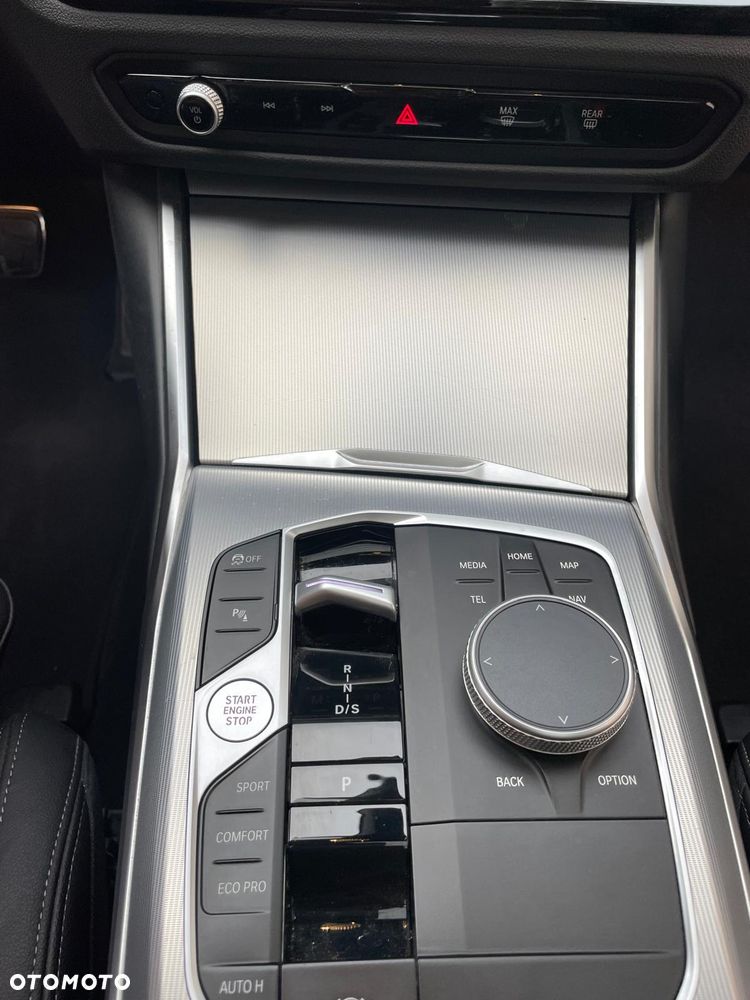 BMW Seria 3 320d xDrive M Sport Shadow sport - 25