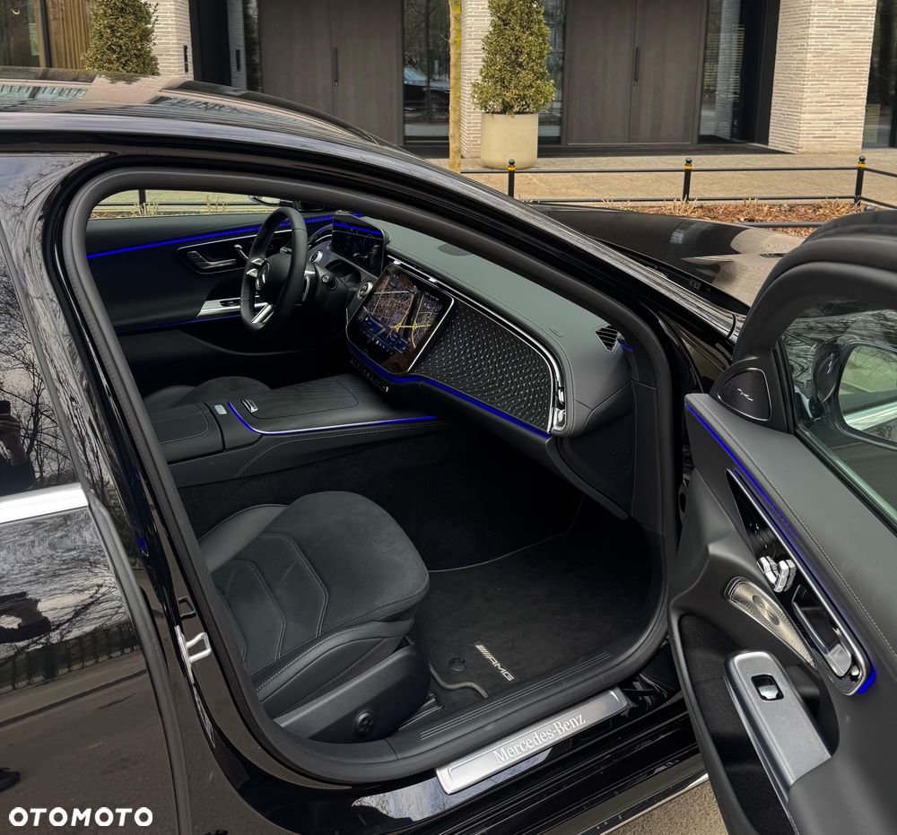 Mercedes-Benz Klasa E 220 d 4-Matic AMG - 12