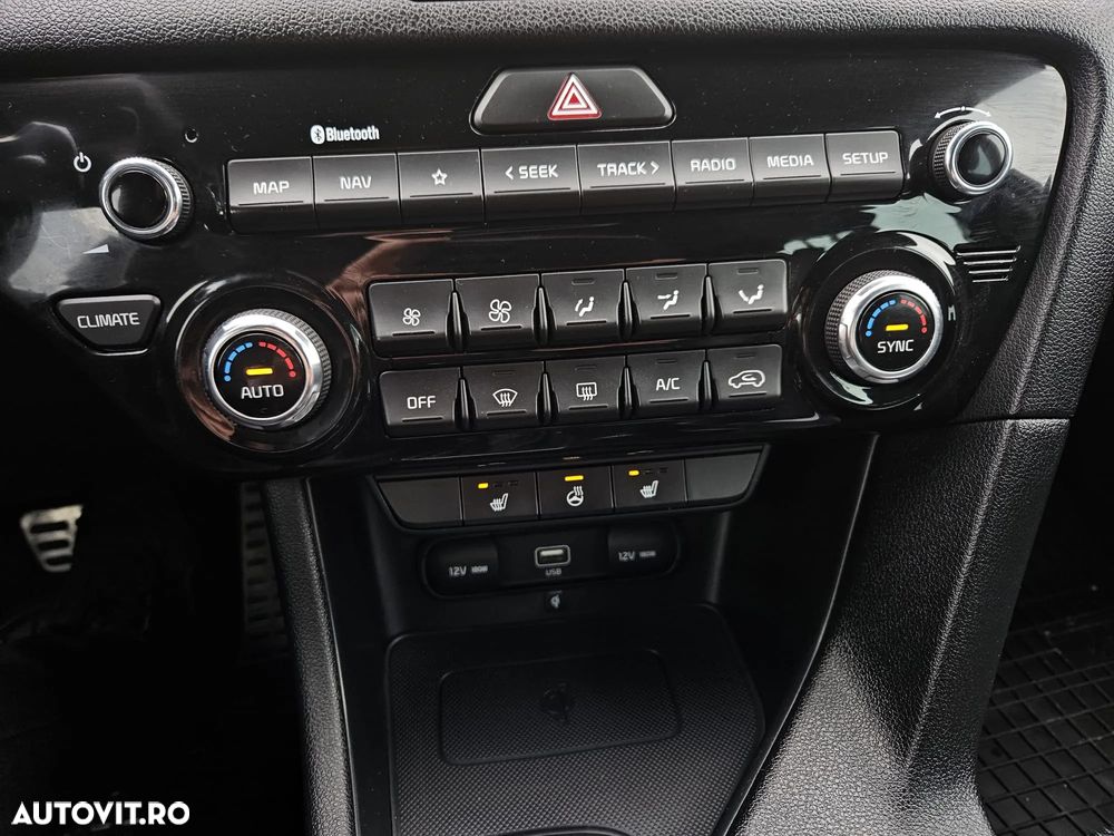 Kia Sportage 1.6 T-GDI 7DCT 4x4 GT Line - 9