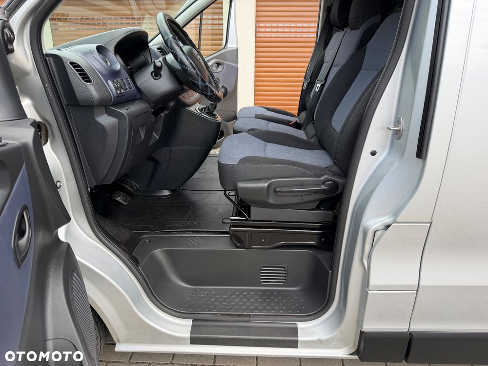 Opel VIVARO B - 25