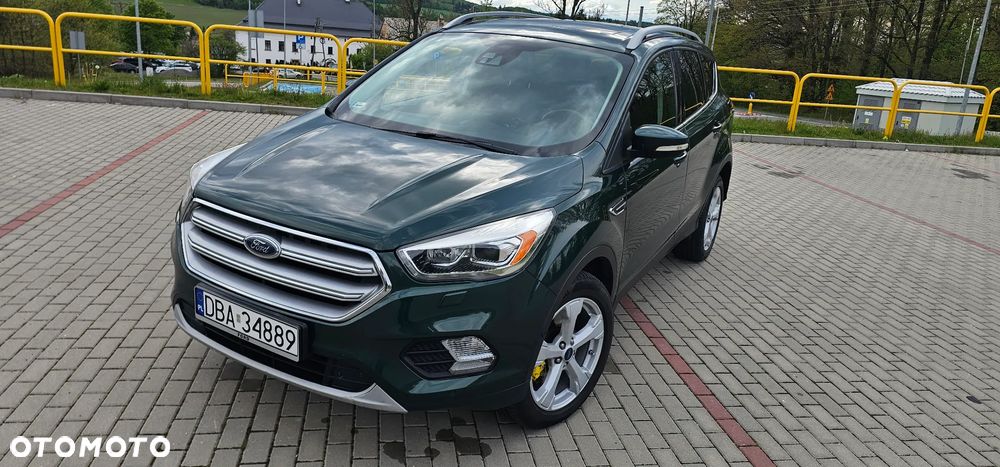 Ford Kuga - 2