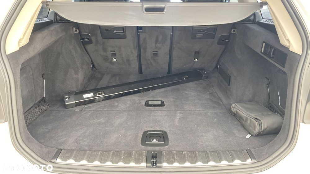 BMW Seria 3 318i Advantage - 12