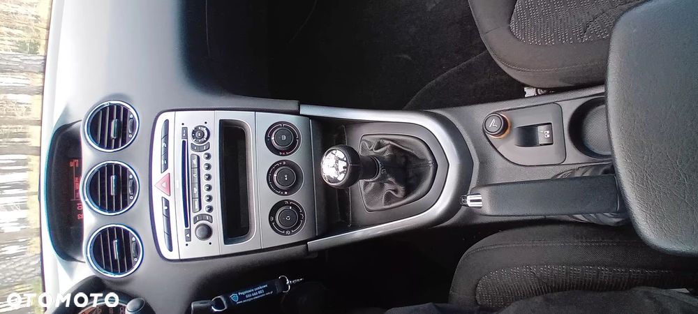 Peugeot 308 1.6 Trendy - 24