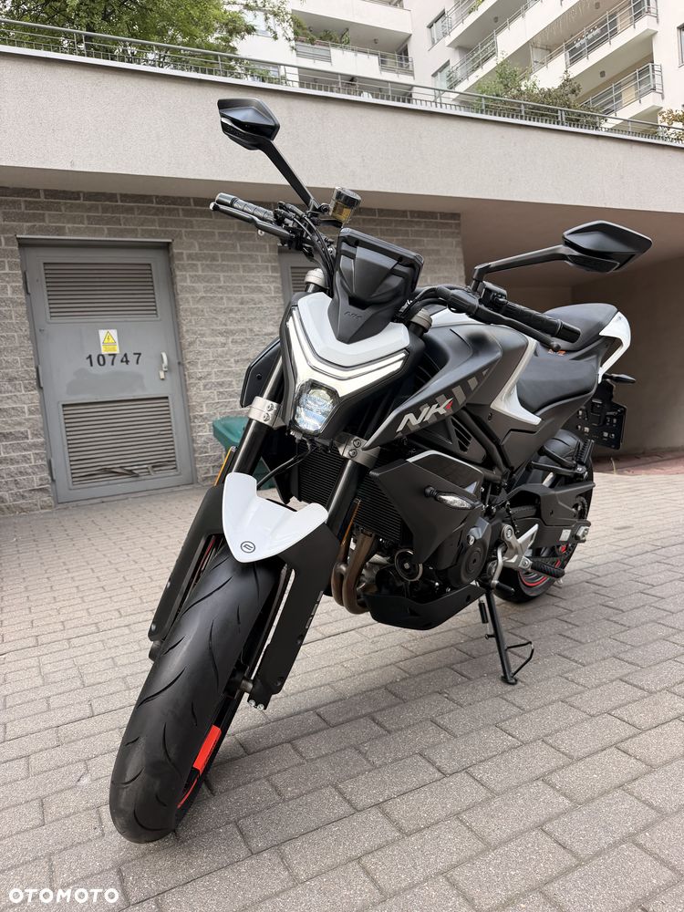 CFMoto 450NK - 2
