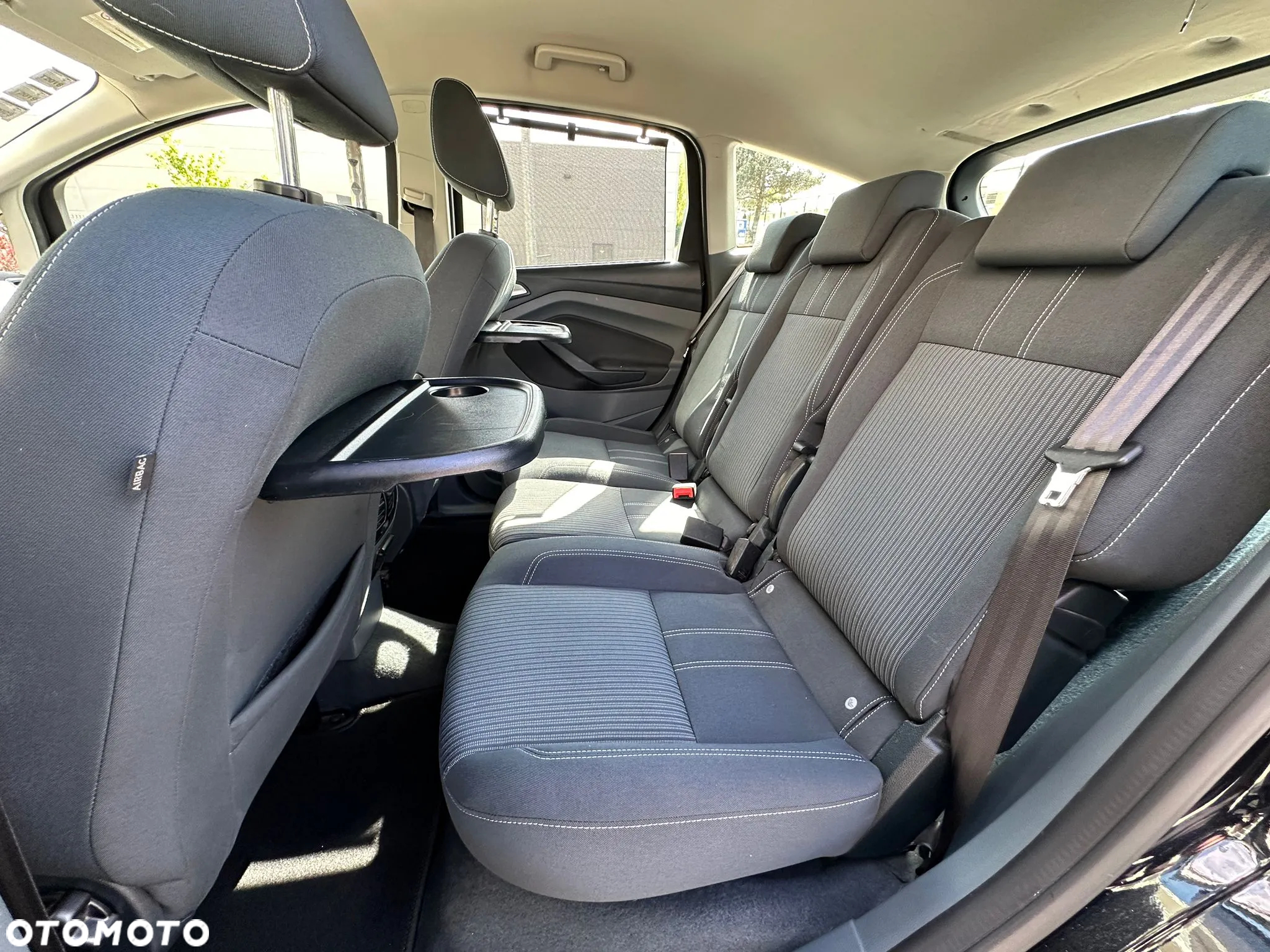 Ford C-MAX 1.6 TDCi Titanium - 32
