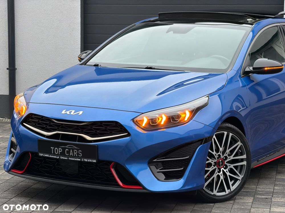 Kia ProCeed 1.6 T-GDI GT DCT - 13