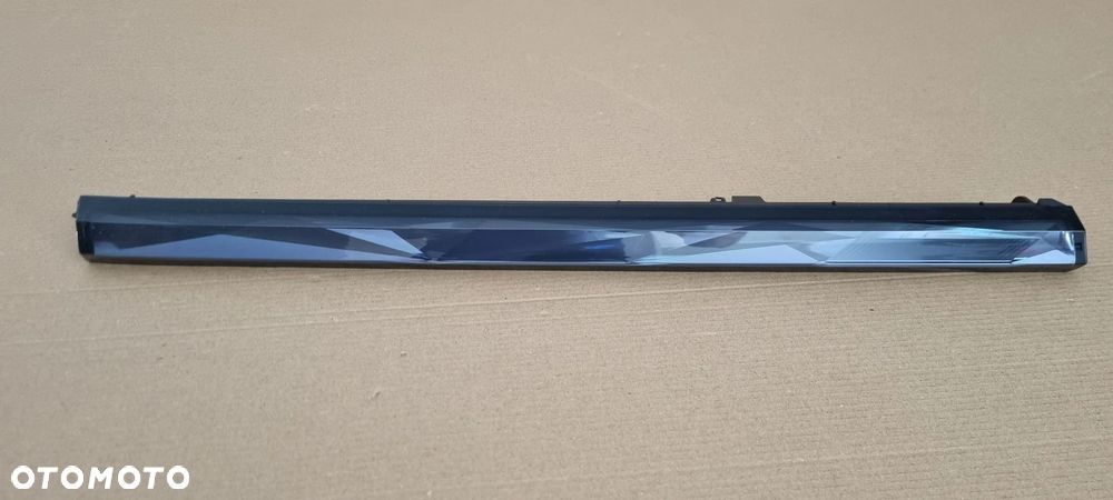 BMW 5 G60 G61 2023- Panel dotykowy Kryształ Dekor Europa - 2