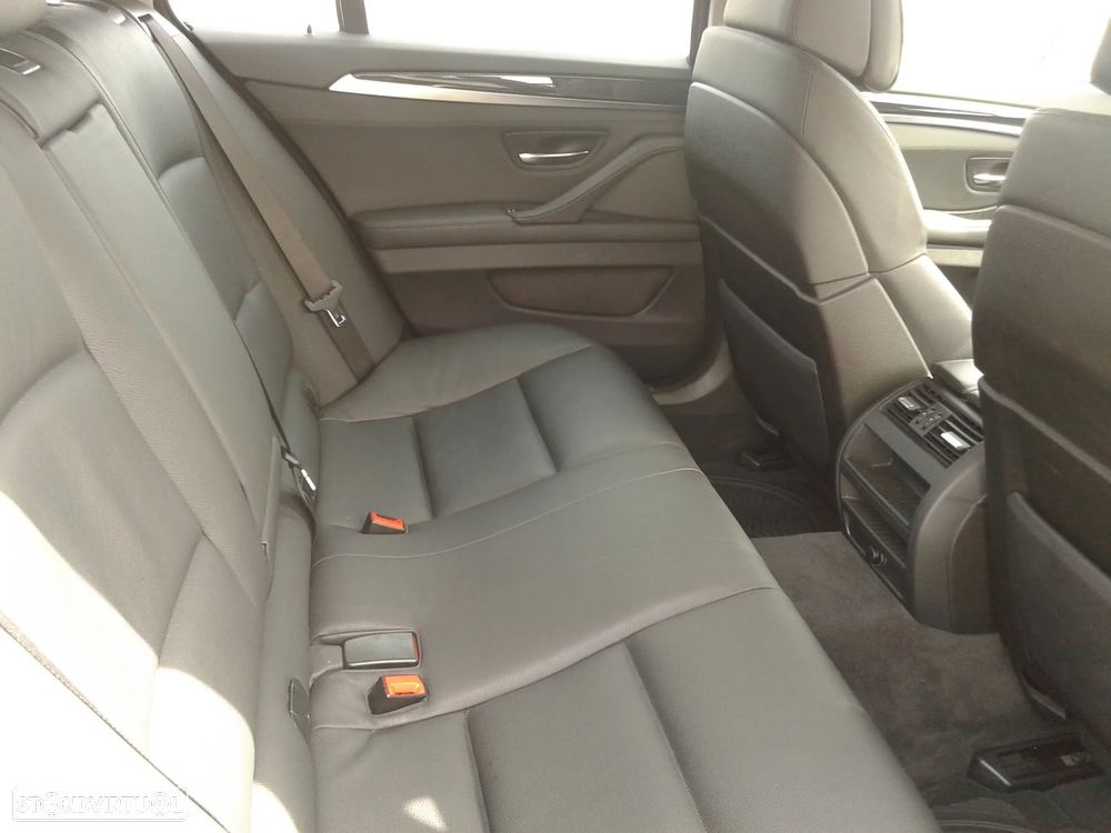 BMW 520 d 130g - 13