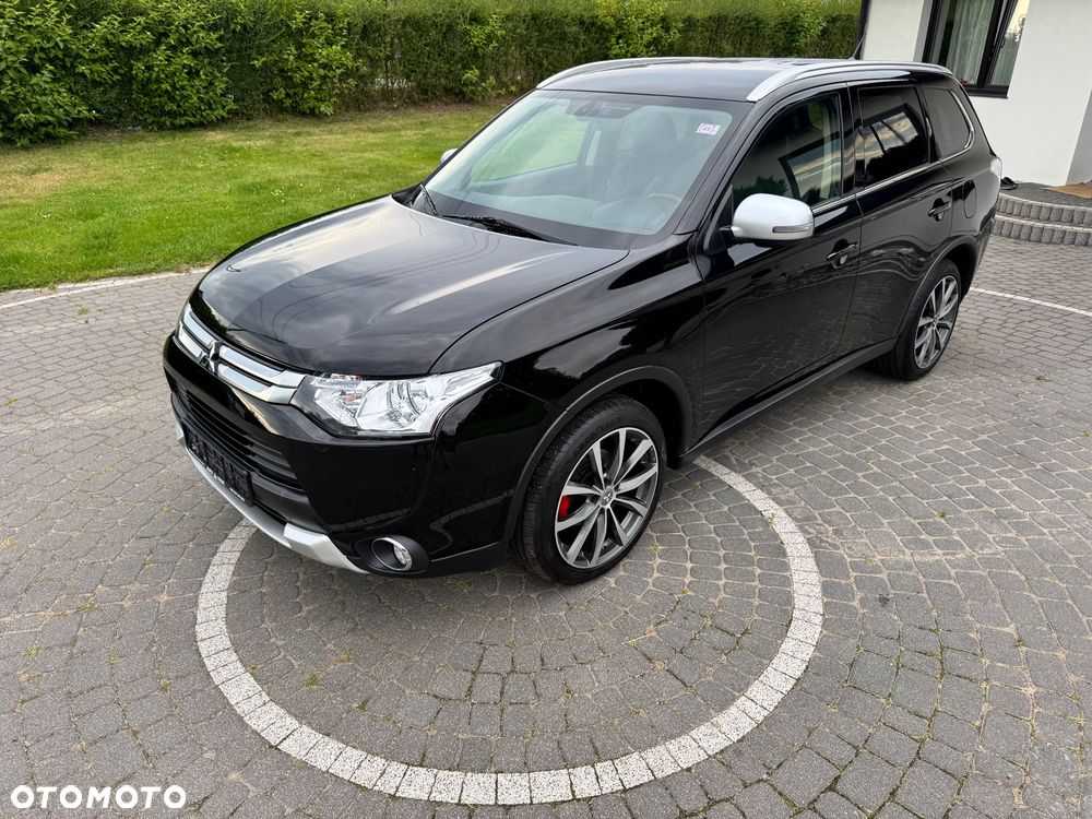 Mitsubishi Outlander 2.2 DI-D 4WD Intense - 2