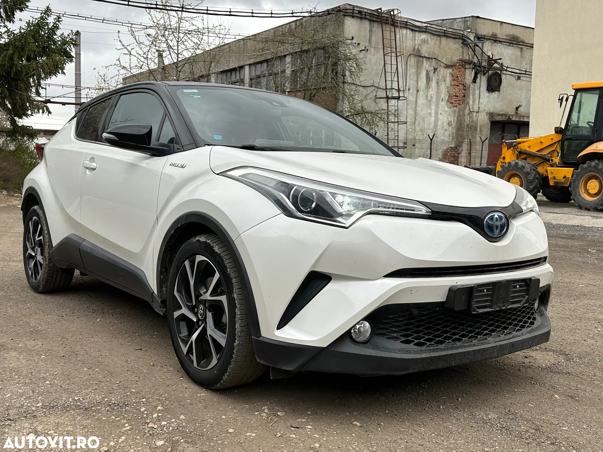 Toyota C-HR 1.8 HSD 122 CP 4x2 CVT C-lassy bi-tone - 22