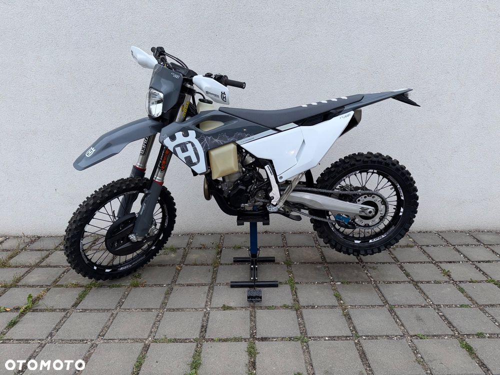 Husqvarna FE - 8