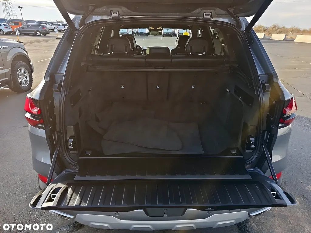 BMW X5 xDrive40i - 11