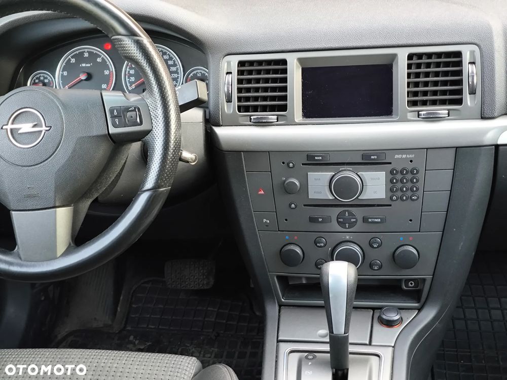 Opel Vectra 1.9 CDTI Sport / GTS ActiveSelect - 2
