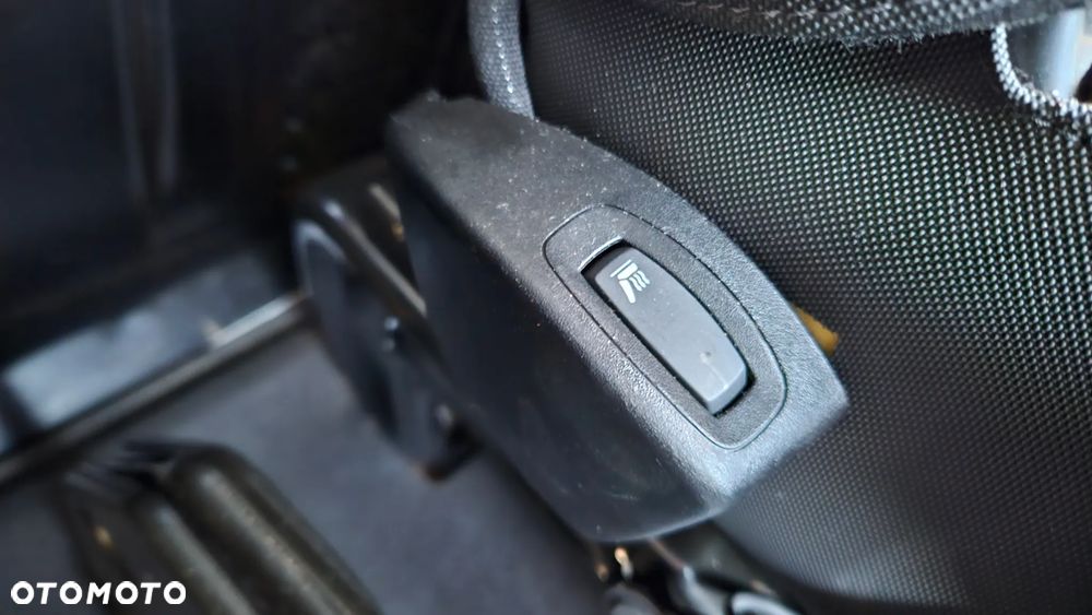 Renault MASTER 2,3DCI L2H2 Średni 130 KM - 27