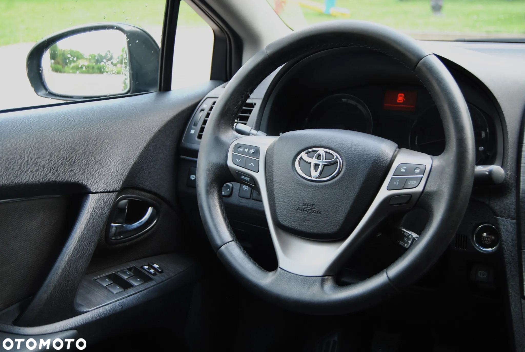 Toyota Avensis 2.0 D-4D Sol - 10