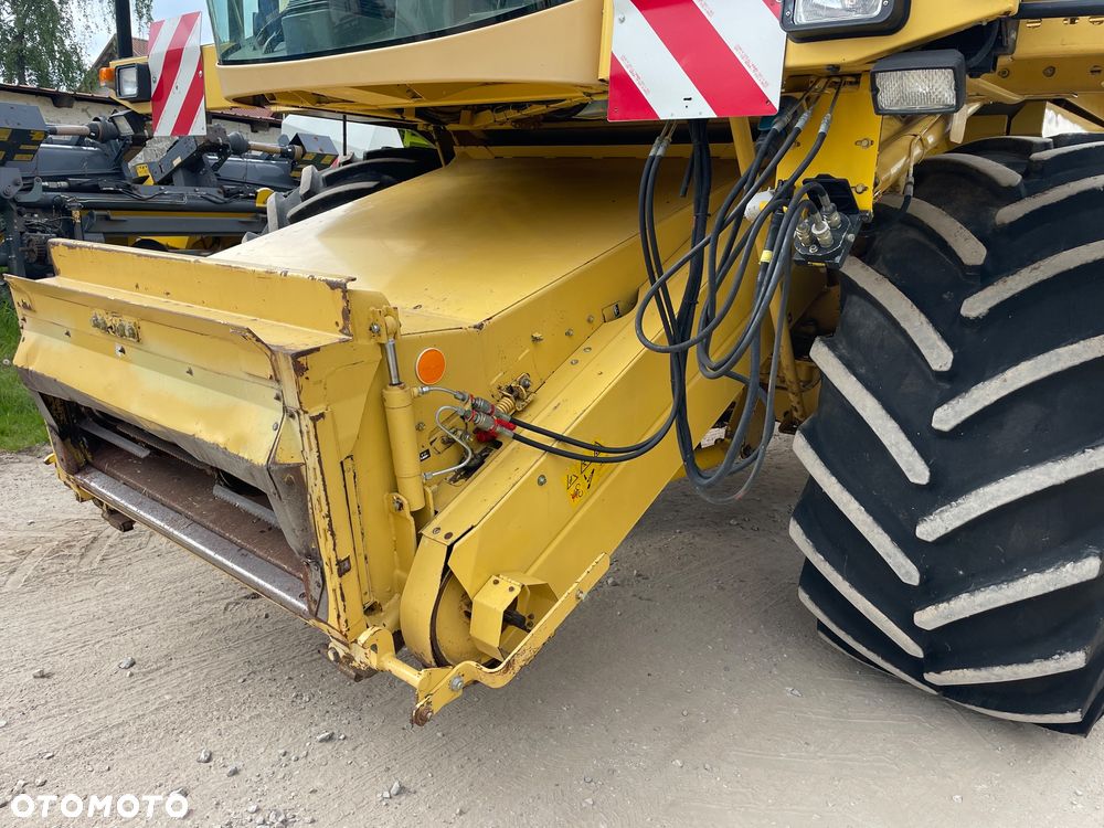 New Holland TX 66 - 11