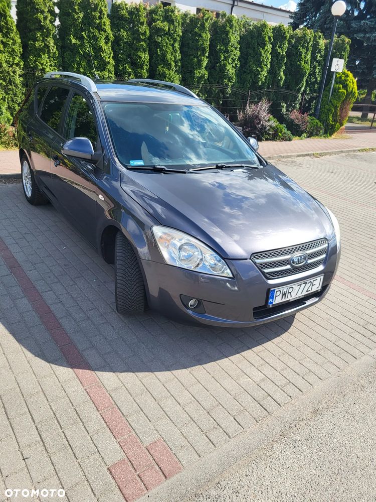 Kia Ceed 1.6 Crdi Comfort - 1