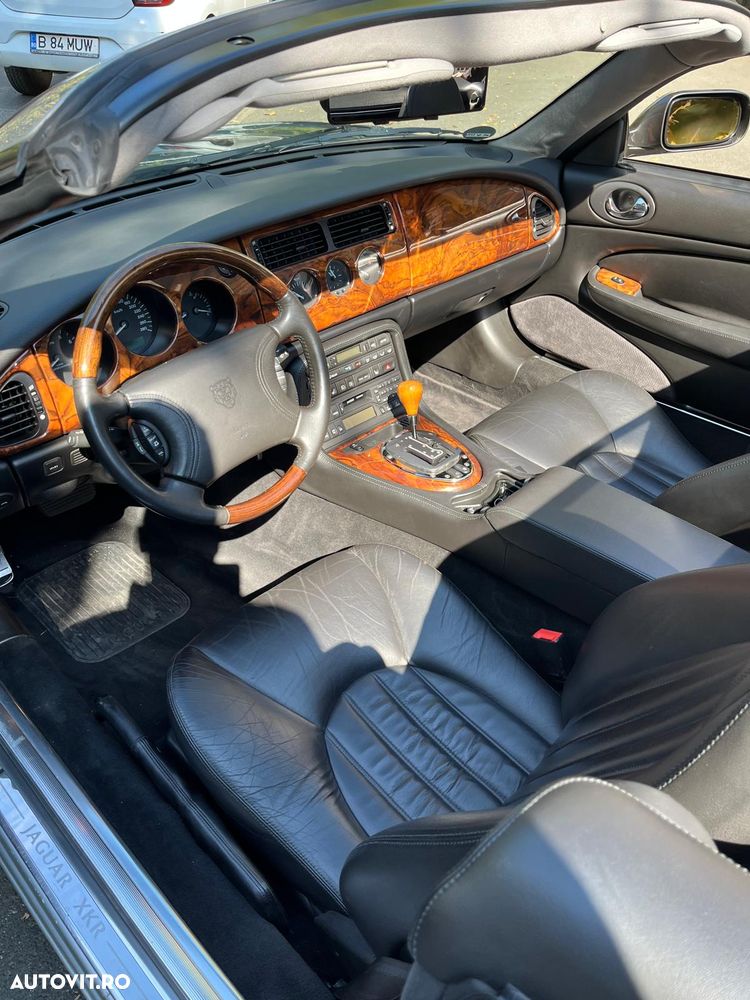 Jaguar XKR - 9