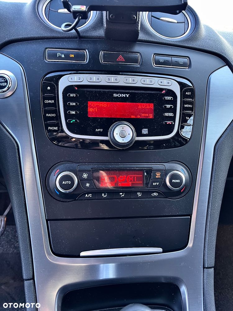 Ford Mondeo 2.0 TDCi Titanium - 30