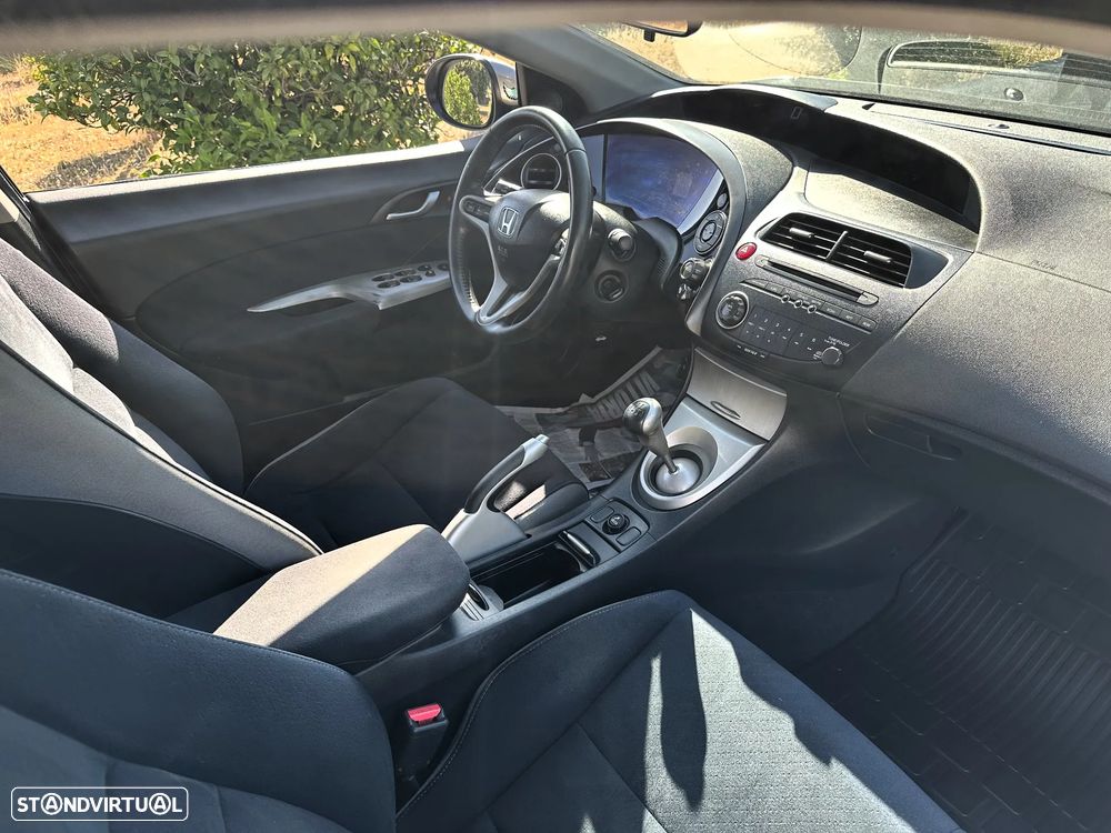 Honda Civic 1.4 Comfort - 33