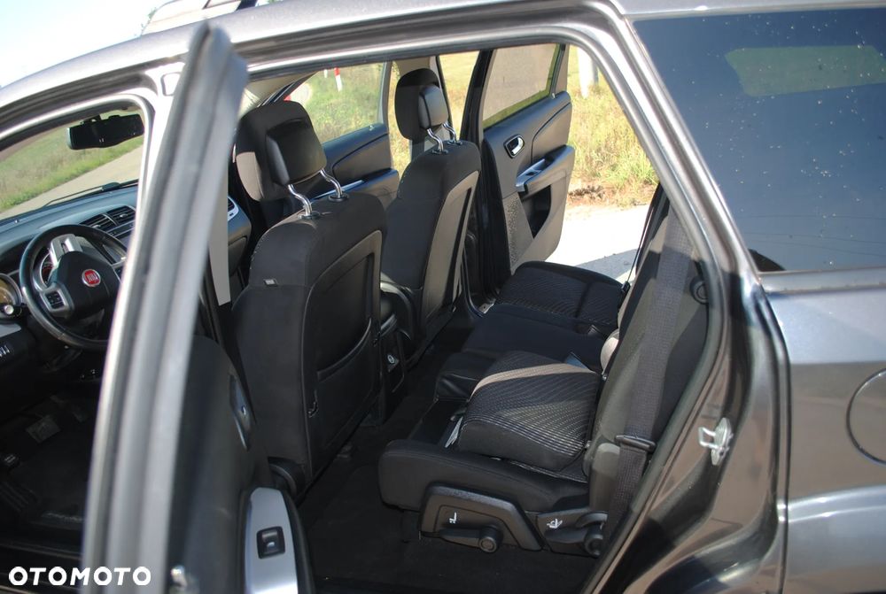 Fiat Freemont 2.0 Multijet 16V DPF Automatik Allrad Lounge - 13