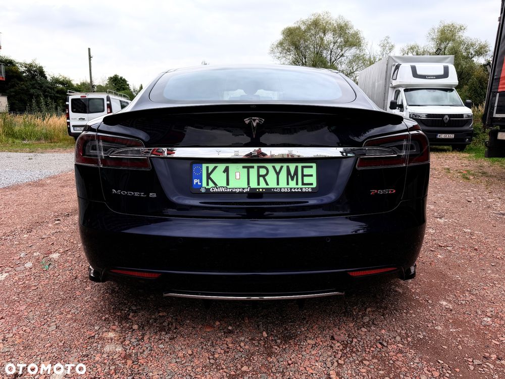 Tesla Model S Performance - 9