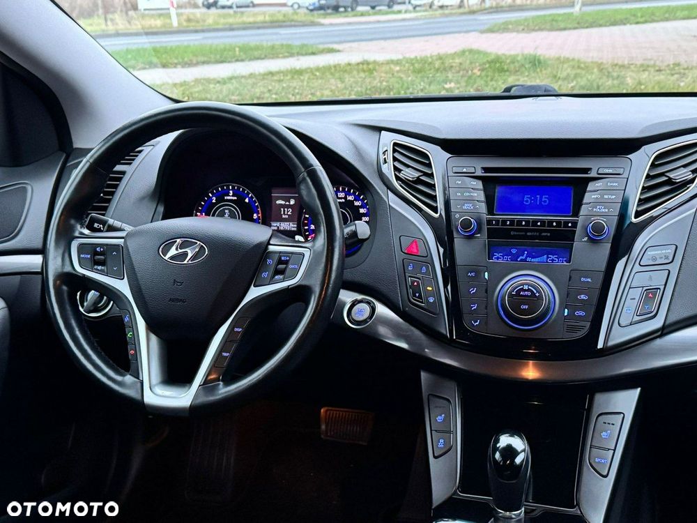 Hyundai i40 1.7 CRDi Comfort + - 17