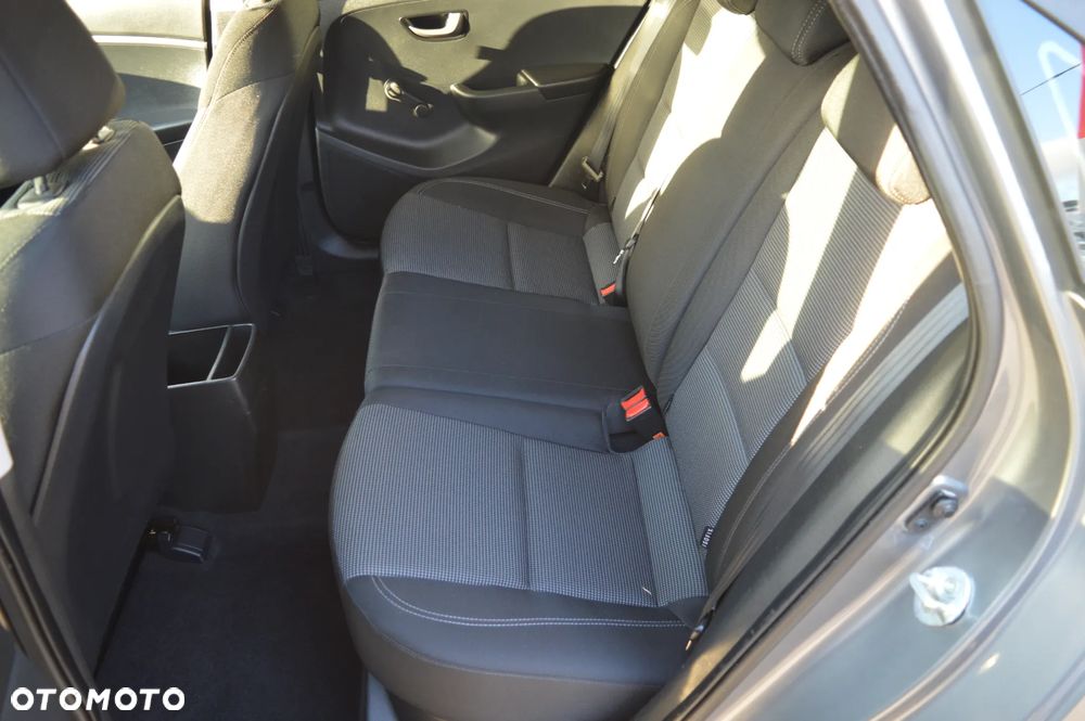 Hyundai i30 i30cw 1.4 Fifa World Cup Edition - 16