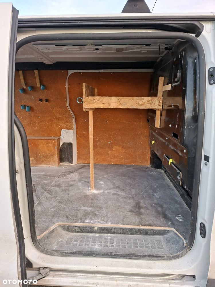 Opel Vivaro - 17