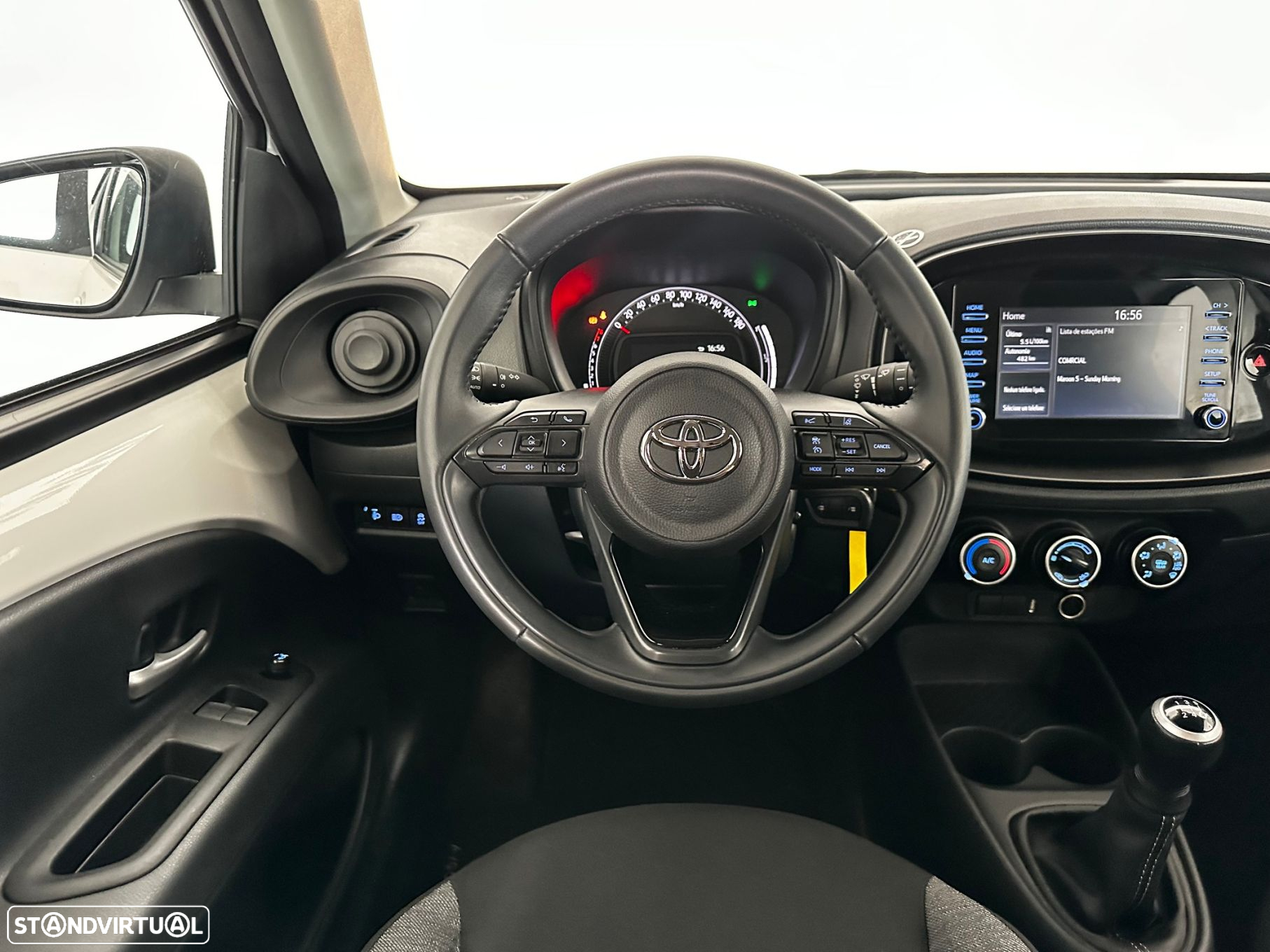 Toyota Aygo X 1.0 Limited - 17