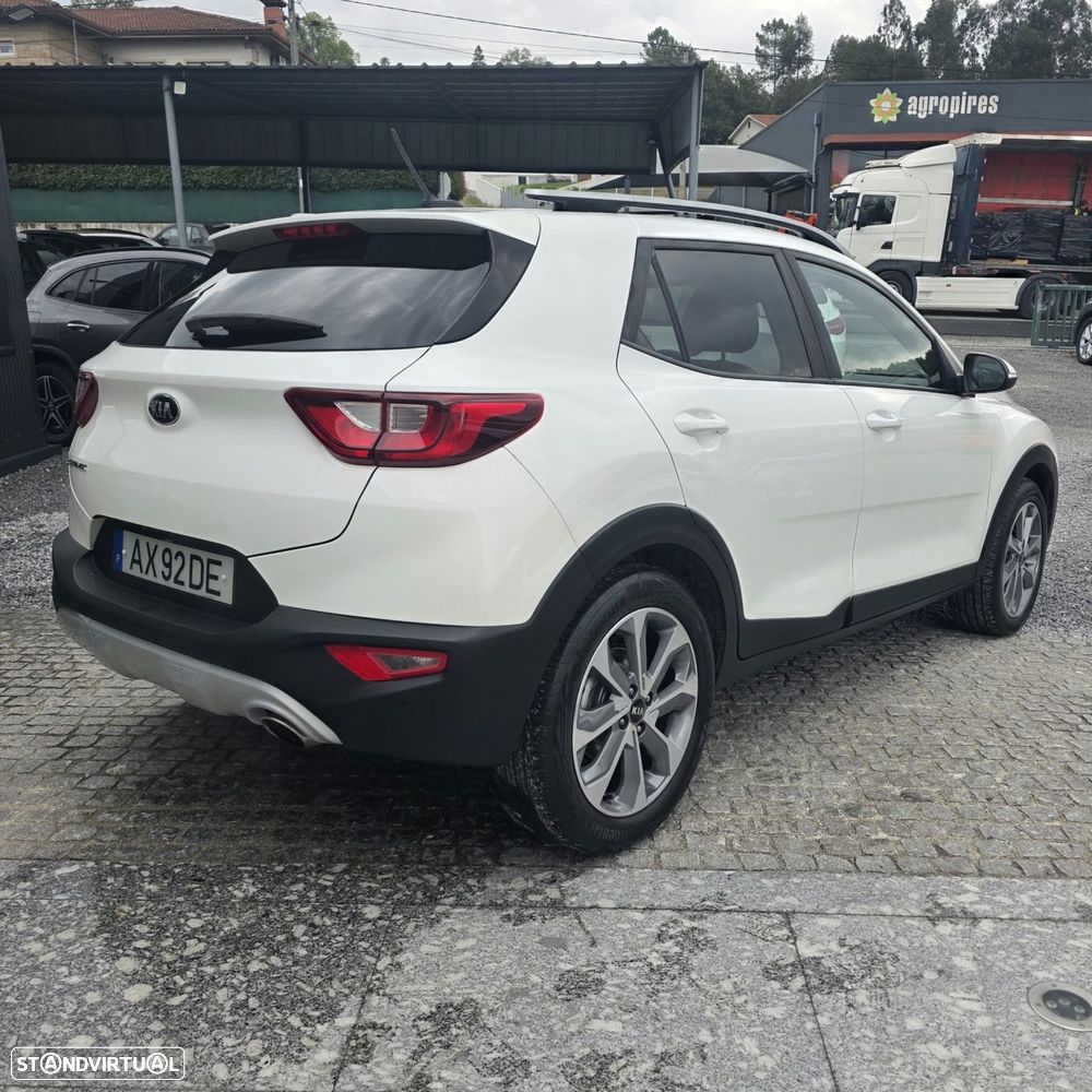 Kia Stonic - 3
