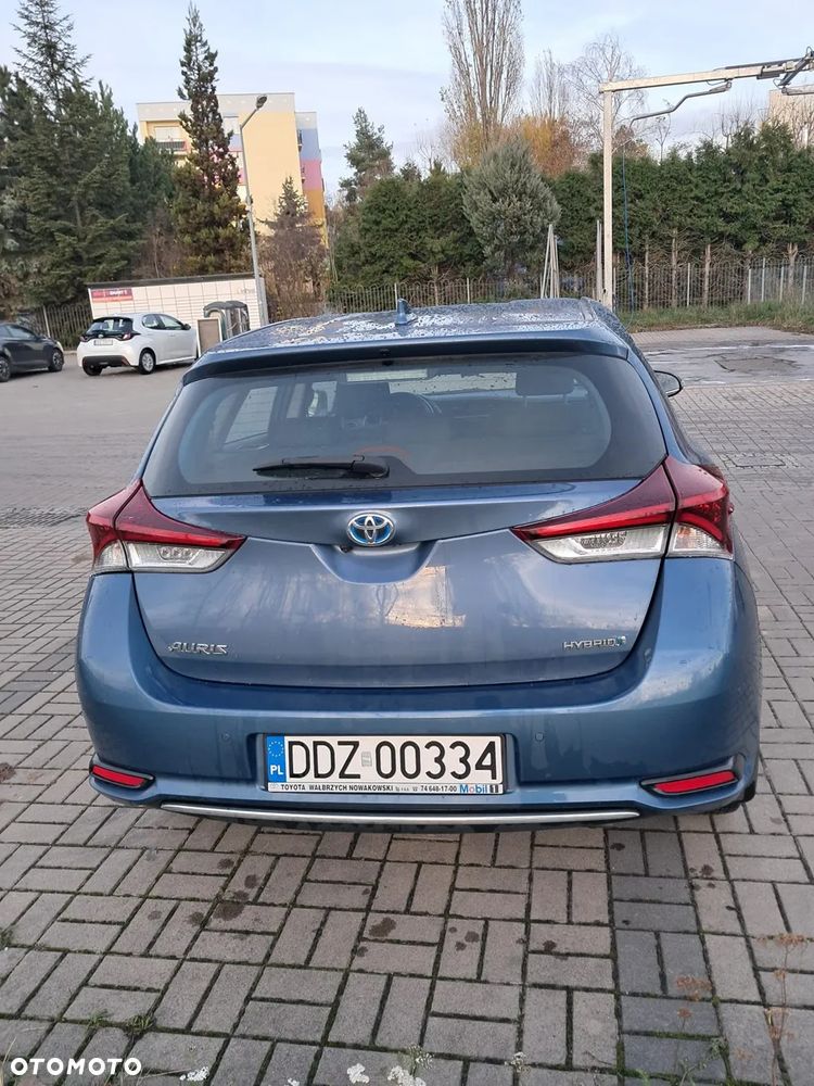 Toyota Auris Hybrid 135 Premium - 8