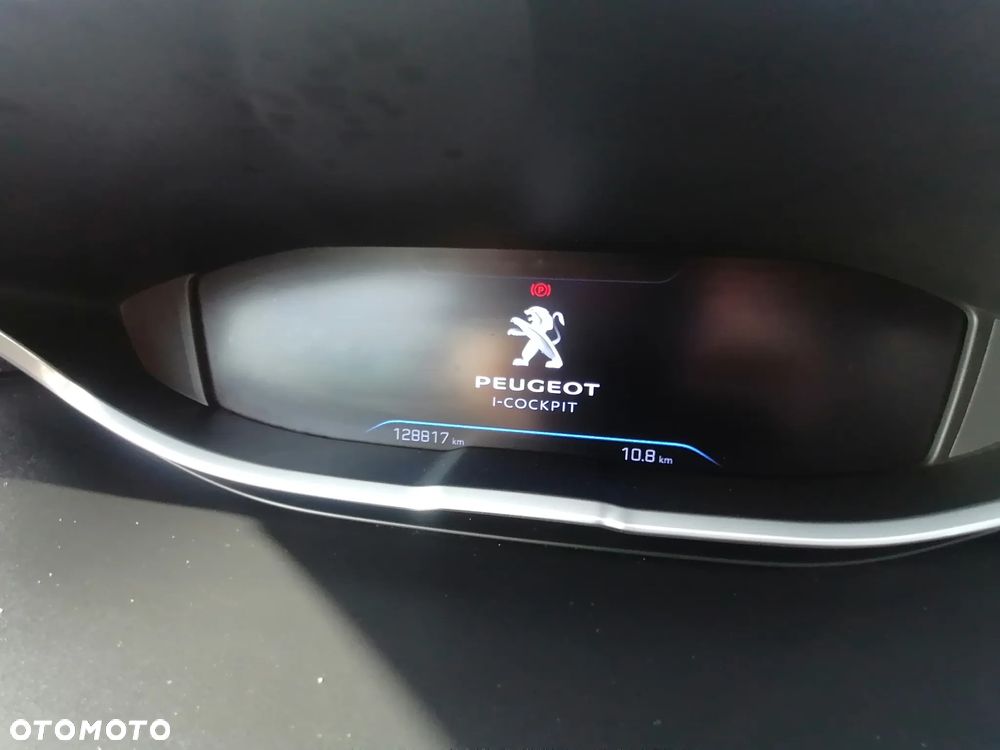Peugeot 3008 BlueHDi 150 Stop & Start Business-Line - 26