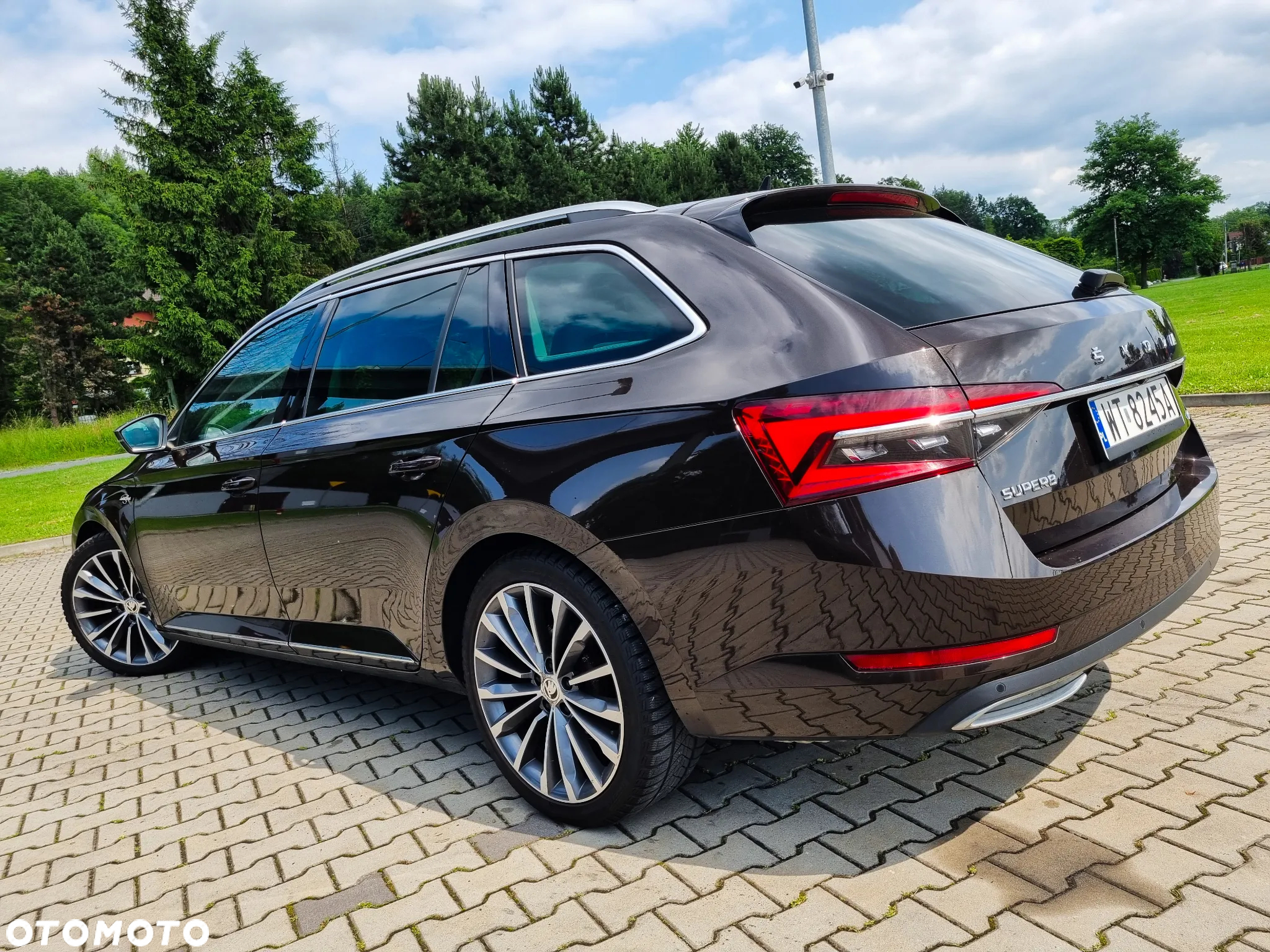 Skoda Superb 2.0 TDI 4x4 L&K DSG - 4