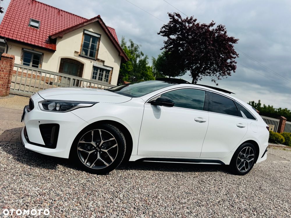 Kia ProCeed 1.5 T-GDI GT Line - 32