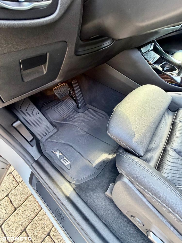 BMW X3 xDrive30i - 38