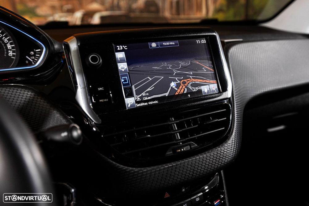 Peugeot 2008 1.6 BlueHDi Allure - 14